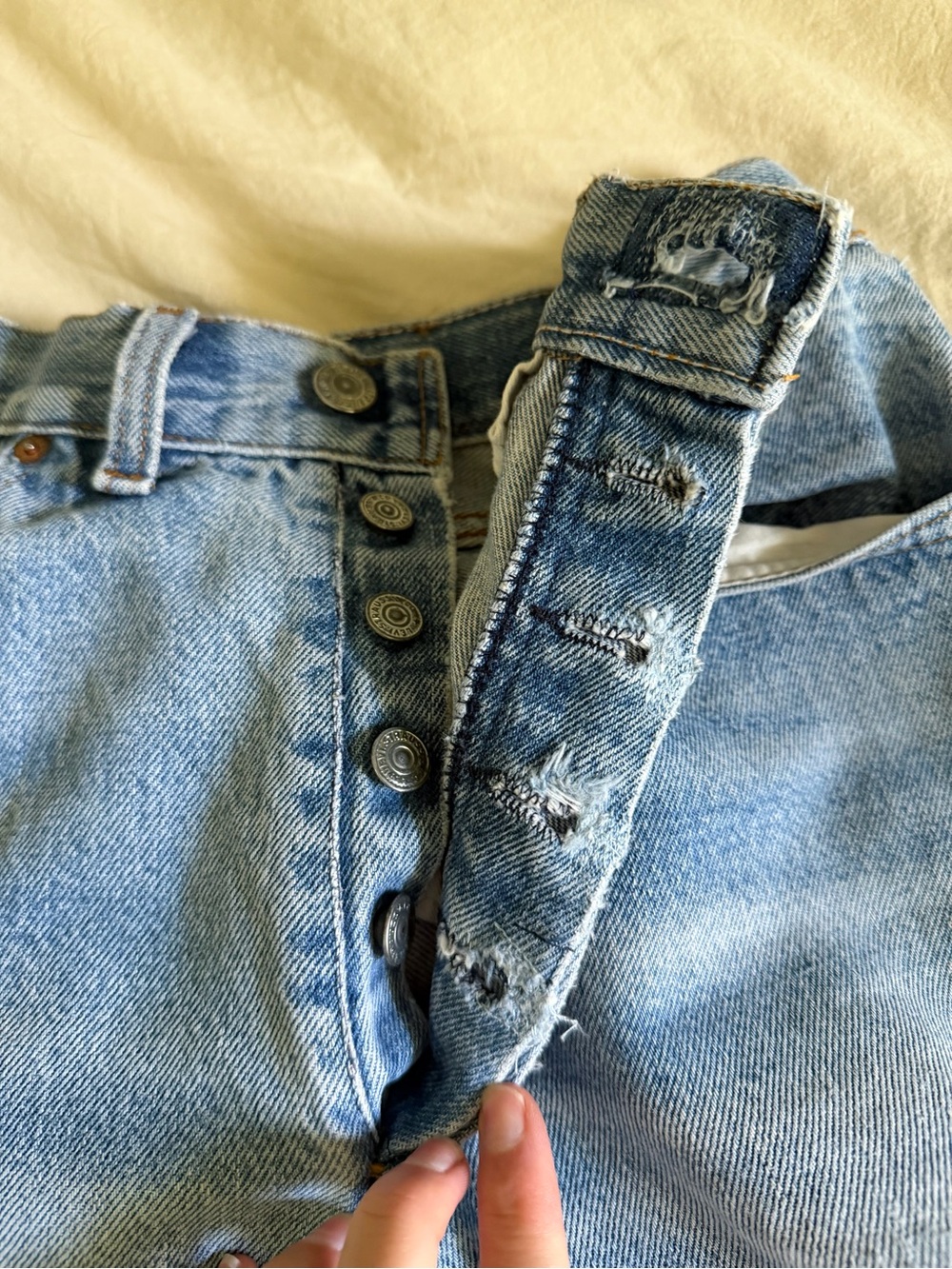 Vintage Levi’s 501 High-Rise Straight Jeans - Picture 7 of 7